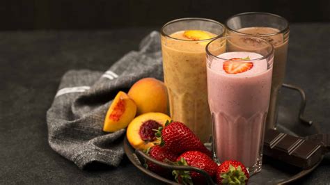 Evde Yapılabilecek Sağlıklı Smoothie Tarifleri